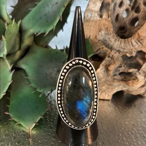 Size 7.5 Oval Labradorite Statement Ring 925 wow what fire
